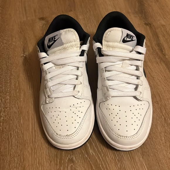 Women Nike dunks - Picture 2 of 7